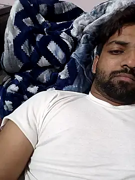 playboyz77 online show from 11-19-25, 03:56