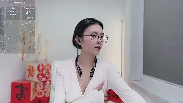 Natasha2025 online show from 02-22-25, 04:19