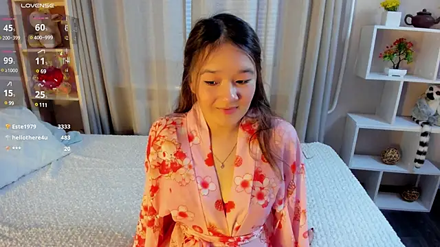 Maekko online show from 03-13-25, 01:18