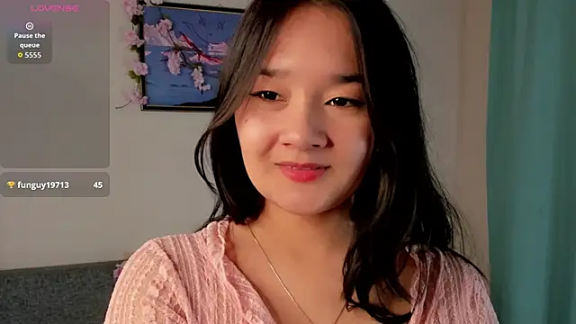 Maekko online show from 12-18-25, 05:08