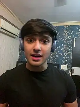 Snapshot of sunny49477 chatting on 02-01-25, 11:10 sunny49477 online show from 02-01-25, 11:10