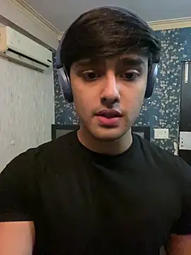 Snapshot of sunny49477 chatting on 02-07-25, 11:23 sunny49477 online show from 02-07-25, 11:23