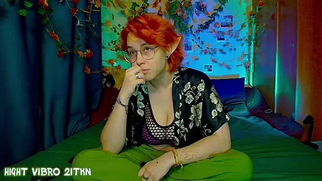 TrickyKitsune online show from 11-17-25, 01:50