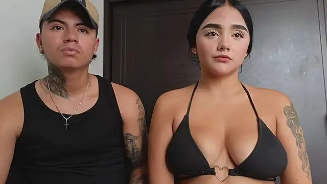 Snapshot of Thiago_x_Sahara chatting on 03-14-25, 06:29 Thiago x Sahara online show from 03-14-25, 06:29