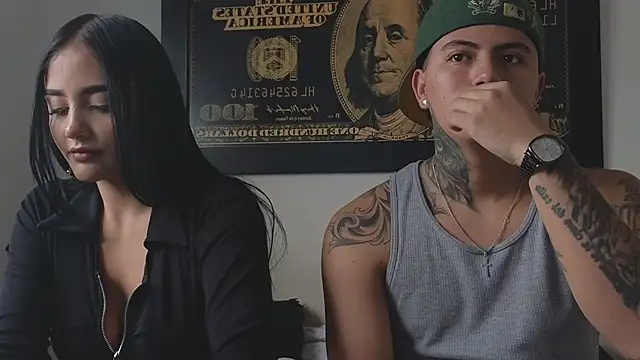 Snapshot of Thiago_x_Sahara chatting on 09-29-25, 12:32 Thiago x Sahara online show from 09-29-25, 12:32