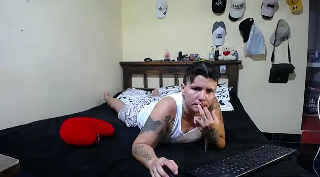 Snapshot of maite_delgado chatting on 02-18-25, 11:08 maite delgado online show from 02-18-25, 11:08