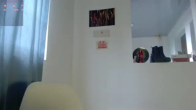 Snapshot of Maam_Ine chatting on 11-11-25, 08:31 Maam Ine online show from 11-11-25, 08:31