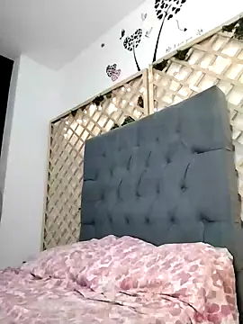 Snapshot of Mia_WAll chatting on 01-10-25, 12:27 Mia WAll online show from 01-10-25, 12:27