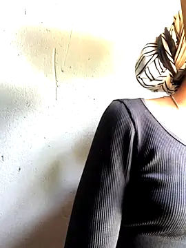 Snapshot of xxSexyTalia28 chatting on 10-08-25, 11:52 xxSexyTalia28 online show from 10-08-25, 11:52