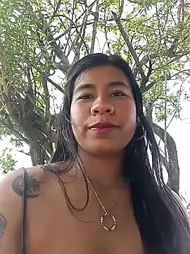 Snapshot of Pamelamilkk_1007 chatting on 01-11-25, 07:38 Pamelamilkk 1007 online show from 01-11-25, 07:38