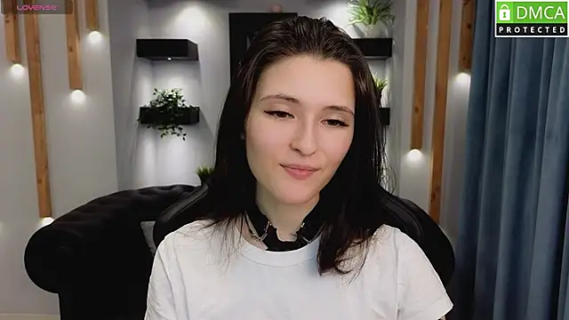 niki cutes online show from 01-31-25, 01:11