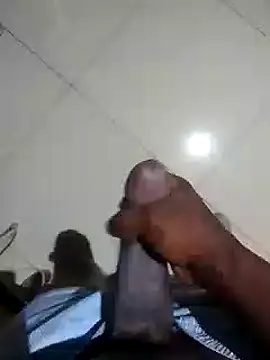 Snapshot of dikker chatting on 12-26-24, 12:25 dikker online show from 12-26-24, 12:25