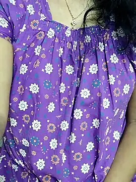 Snapshot of kavi-99 chatting on 05-07-26, 03:56 kavi-99 online show from 05-07-26, 03:56
