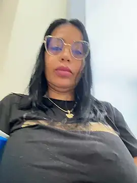 KarolRubi1 online show from 04-16-26, 05:58