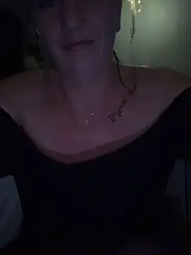 AlessasRoom online show from 05-16-26, 06:32