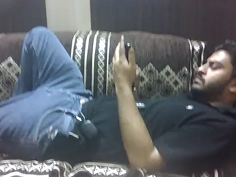 indihotguy online show from 04-02-26, 07:06