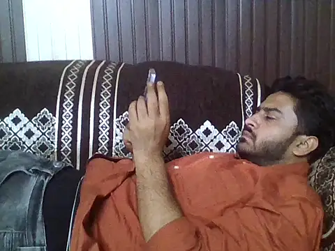 Snapshot of indihotguy chatting on 04-05-26, 10:56 indihotguy online show from 04-05-26, 10:56