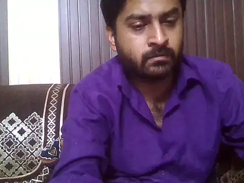 Snapshot of indihotguy chatting on 04-19-26, 12:15 indihotguy online show from 04-19-26, 12:15