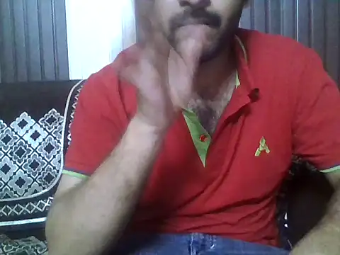 Snapshot of indihotguy chatting on 04-27-26, 08:29 indihotguy online show from 04-27-26, 08:29