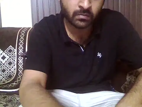 Snapshot of indihotguy chatting on 05-05-26, 01:08 indihotguy online show from 05-05-26, 01:08
