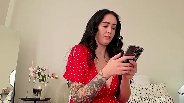 KimKhallifa online show from 03-04-26, 06:19