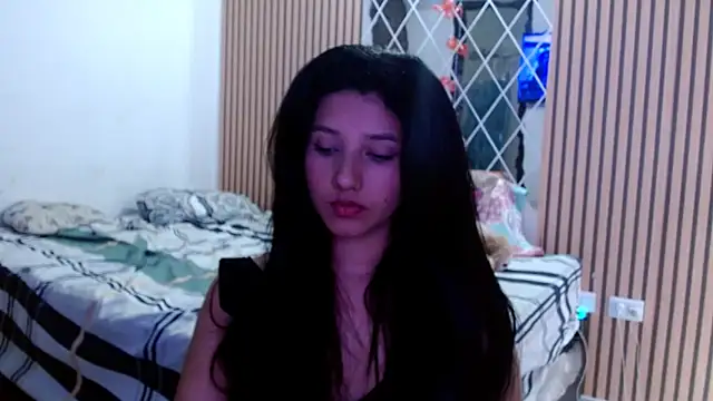 Snapshot of emmariders2 chatting on 03-06-25, 02:51 emmariders2 online show from 03-06-25, 02:51