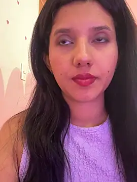 Snapshot of emmariders2 chatting on 09-28-25, 03:17 emmariders2 online show from 09-28-25, 03:17