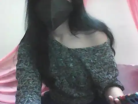 Snapshot of roseofvenom chatting on 12-27-24, 02:54 roseofvenom online show from 12-27-24, 02:54