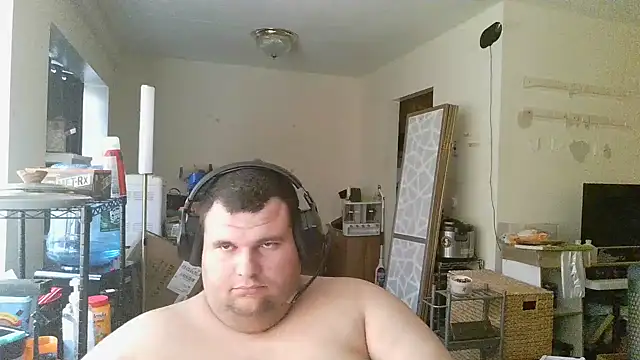 Hackensackneil online show from 01-01-25, 08:47