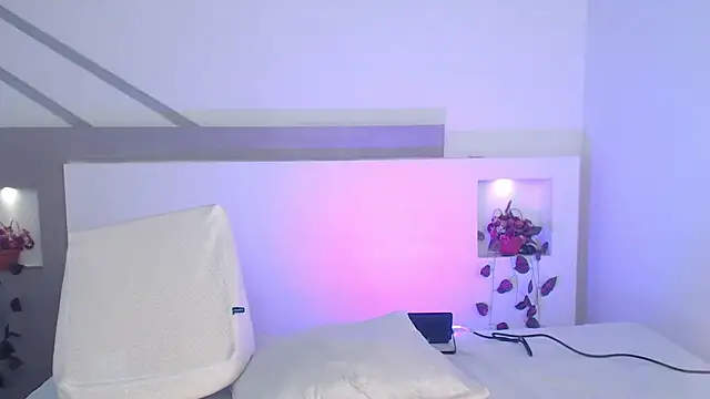 VenusEvans1 online show from 02-19-25, 12:14