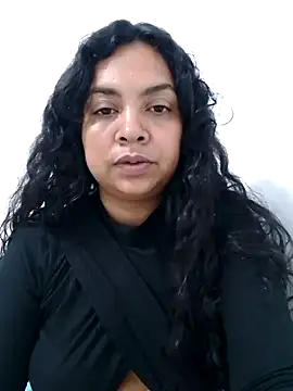 Snapshot of Brendabluee chatting on 03-23-25, 08:04 Brendabluee online show from 03-23-25, 08:04