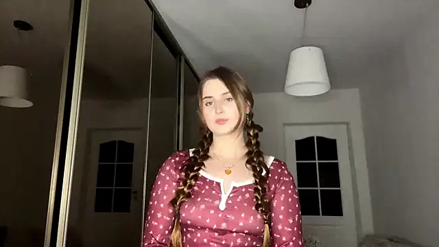 Snapshot of SelinaHope18 chatting on 01-02-25, 10:55 SelinaHope18 online show from 01-02-25, 10:55