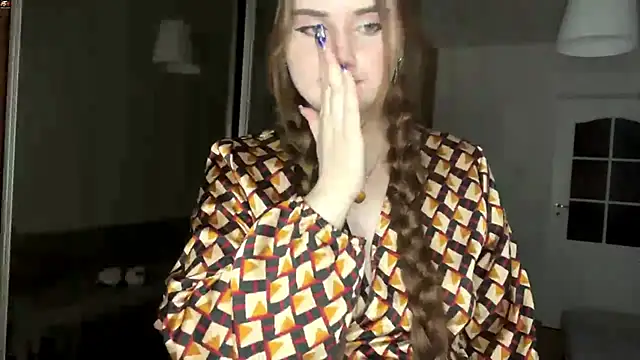 Snapshot of SelinaHope18 chatting on 01-15-25, 01:02 SelinaHope18 online show from 01-15-25, 01:02