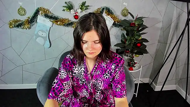 Snapshot of CharlotteMitchell chatting on 12-31-24, 01:26 CharlotteMitchell online show from 12-31-24, 01:26