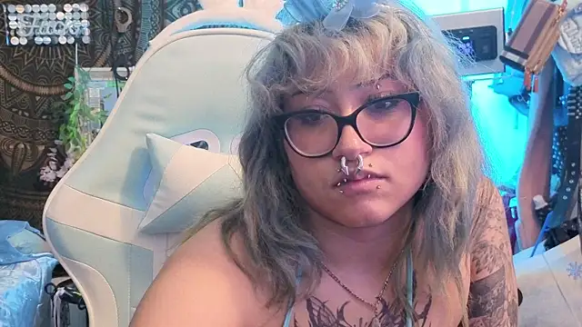 deluxxxeblu online show from 01-14-26, 01:55