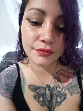 Snapshot of Miss_Amelie chatting on 01-09-25, 04:30 Miss Amelie online show from 01-09-25, 04:30