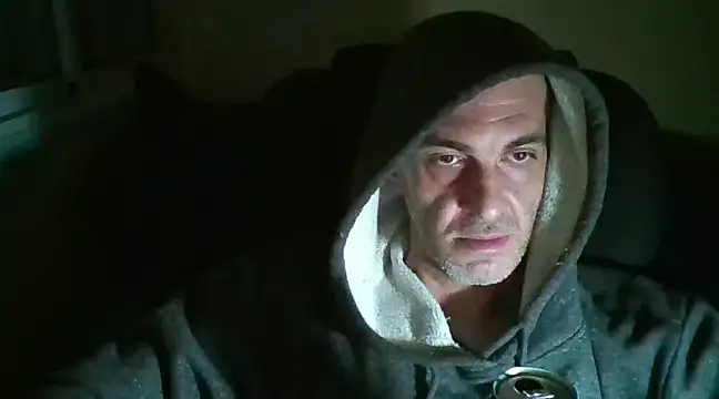 Snapshot of jenya310web chatting on 12-27-24, 04:43 jenya310web online show from 12-27-24, 04:43