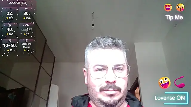 Snapshot of TinyPiercedCutie chatting on 01-20-25, 01:00 TinyPiercedCutie online show from 01-20-25, 01:00