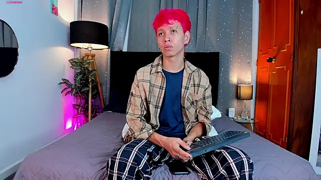 Snapshot of Brian-Ausslos chatting on 02-27-25, 04:52 Brian-Ausslos online show from 02-27-25, 04:52