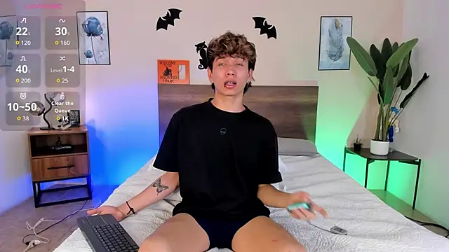 Brian-Ausslos online show from 10-19-25, 07:42