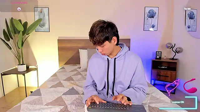 Brian-Ausslos online show from 12-04-25, 04:55