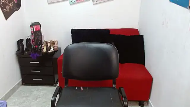 Snapshot of brittanysexhot chatting on 03-04-25, 08:05 brittanysexhot online show from 03-04-25, 08:05