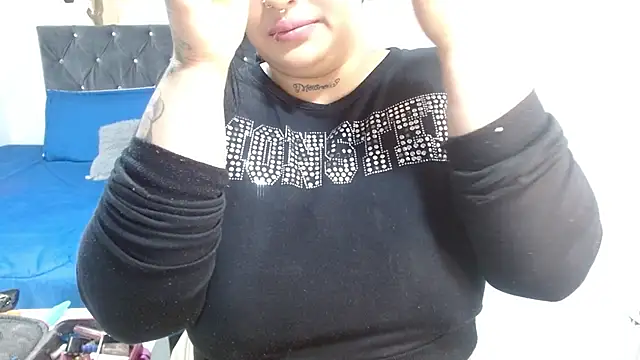 Snapshot of brittanysexhot chatting on 10-01-25, 06:58 brittanysexhot online show from 10-01-25, 06:58