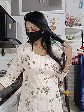 Snapshot of Best-Couple chatting on 07-17-26, 02:40 Best-Couple online show from 07-17-26, 02:40