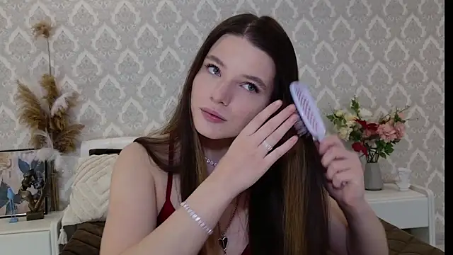 Snapshot of Nellie_Medina chatting on 01-05-25, 07:39 Nellie Medina online show from 01-05-25, 07:39