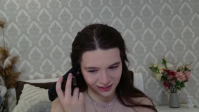 Snapshot of Nellie_Medina chatting on 03-03-25, 07:49 Nellie Medina online show from 03-03-25, 07:49