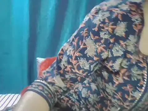 Hot-shanvi online show from 03-11-25, 08:53