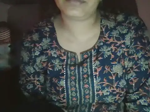 Hot-shanvi online show from 10-24-25, 11:45