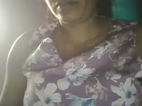 Snapshot of Hot-shanvi chatting on 06-29-26, 01:45 Hot-shanvi online show from 06-29-26, 01:45