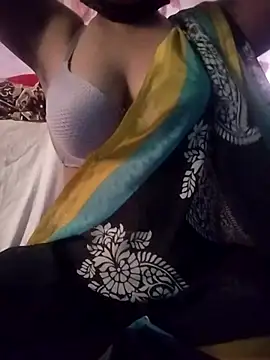 Snapshot of muskan-Sharma chatting on 03-08-25, 04:01 muskan-Sharma online show from 03-08-25, 04:01